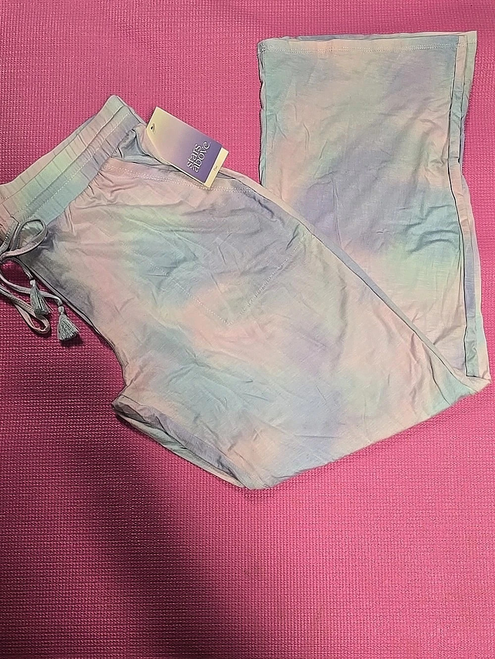 Stars Above Blue Dye/Feruzi Tie-Dye Athletic Shorts in Blue & Pink Large NWT
